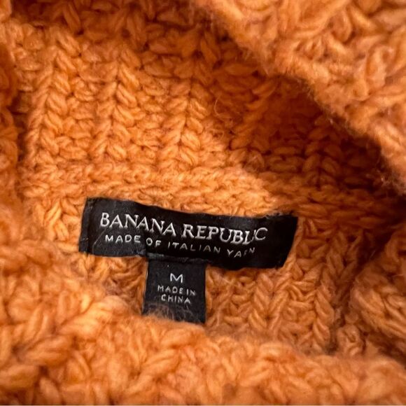 NWOT Banana Republic orange sweater - Picture 3 of 7
